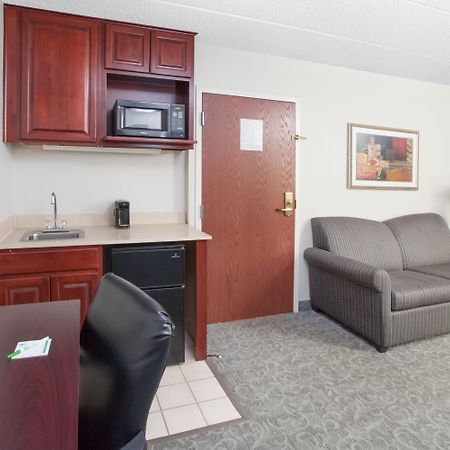 Holiday Inn & Suites Chicago-Carol Stream Wheaton By Ihg Zewnętrze zdjęcie