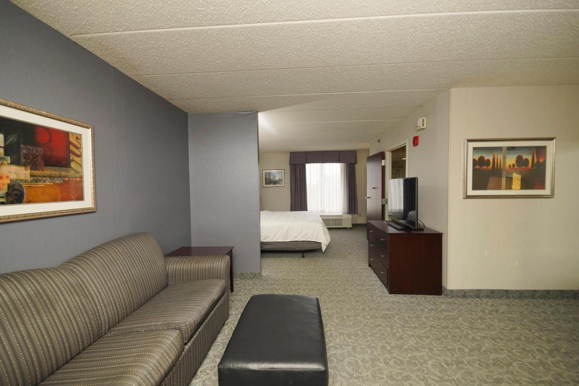 Holiday Inn & Suites Chicago-Carol Stream Wheaton By Ihg Zewnętrze zdjęcie