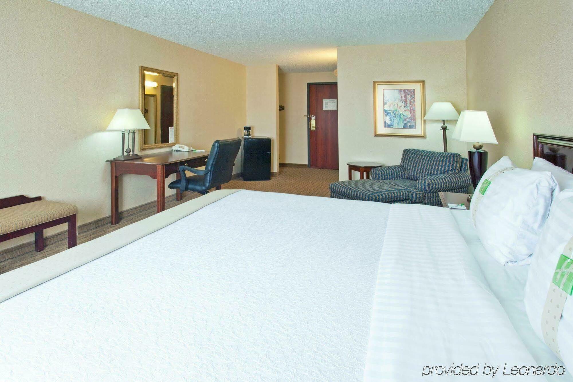 Holiday Inn & Suites Chicago-Carol Stream Wheaton By Ihg Pokój zdjęcie